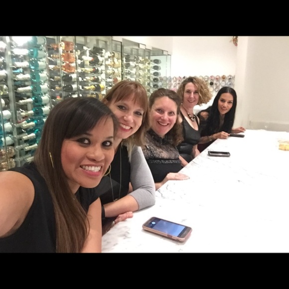 Meet The Posher Listing! - Picture 2 of 8